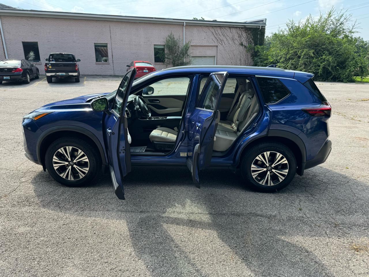 Nissan Rogue AWD SV 2021