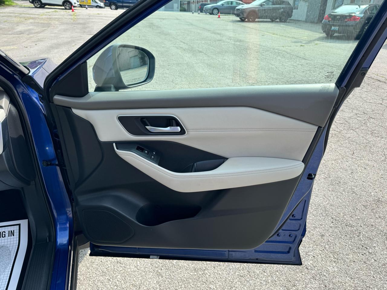 Nissan Rogue AWD SV 2021