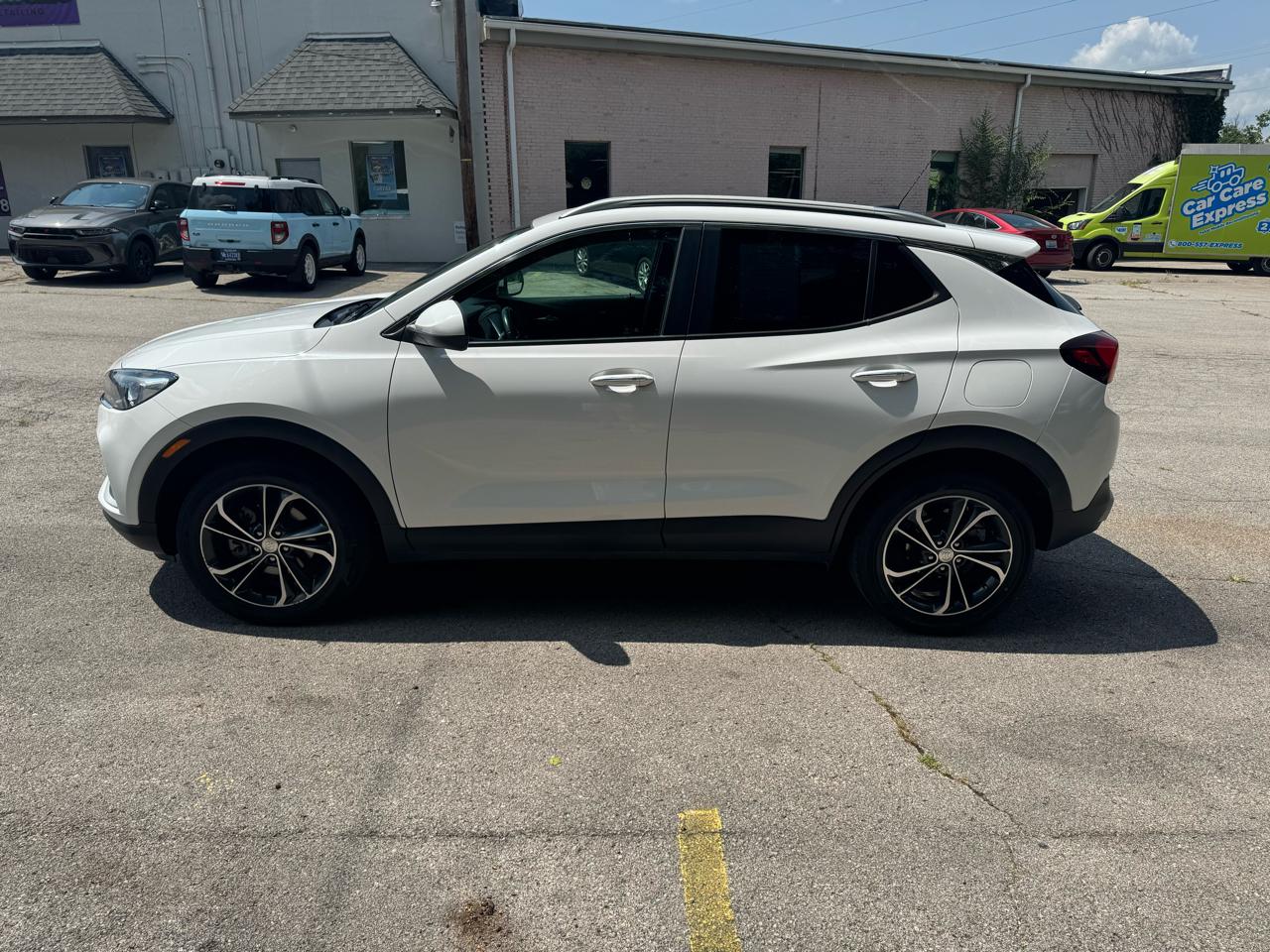Buick Encore GX AWD 4dr Select 2021