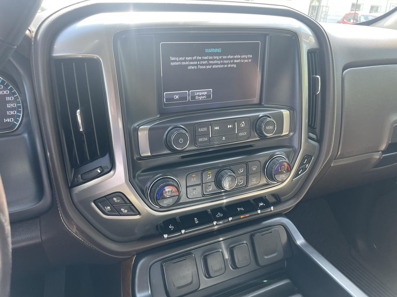 Chevrolet Silverado 1500 4WD Crew Cab 143.5" LTZ w/1LZ 2018