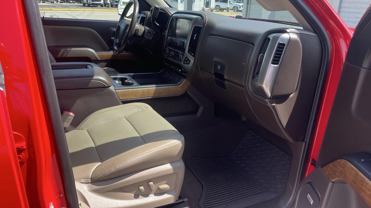 Chevrolet Silverado 1500 4WD Crew Cab 143.5" LTZ w/1LZ 2018