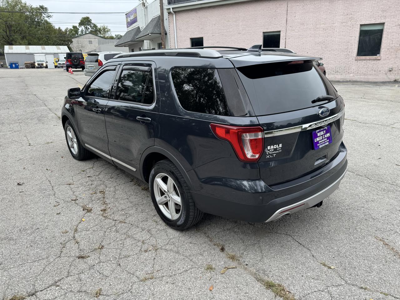 Ford Explorer XLT 4WD 2017