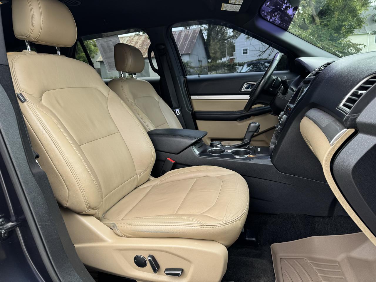 Ford Explorer XLT 4WD 2017