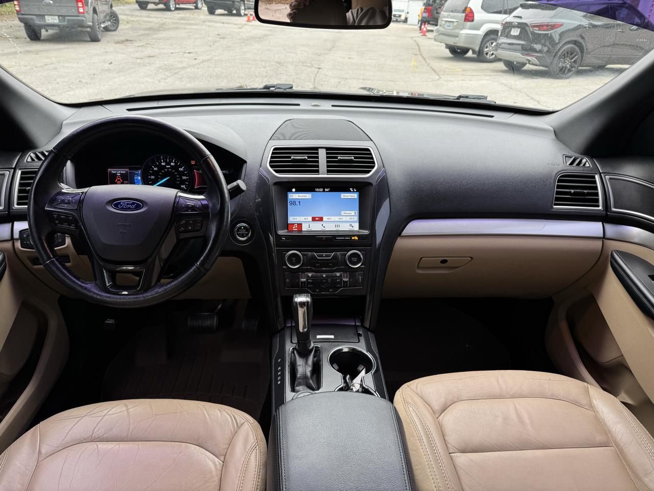 Ford Explorer XLT 4WD 2017