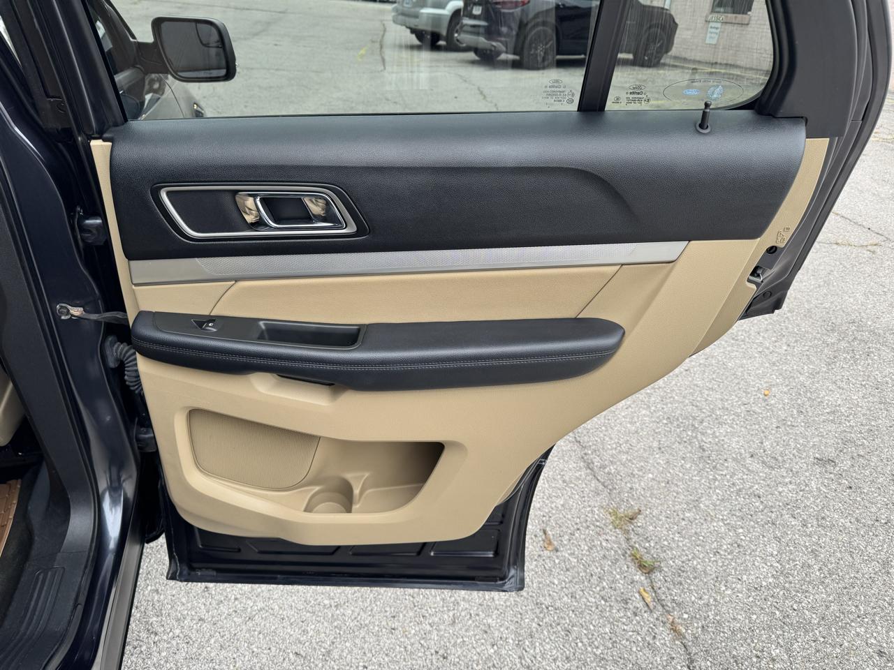 Ford Explorer XLT 4WD 2017