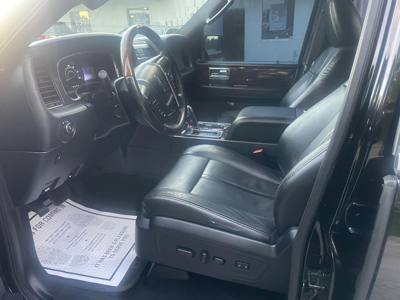 Lincoln Navigator 4x4 Reserve 2017