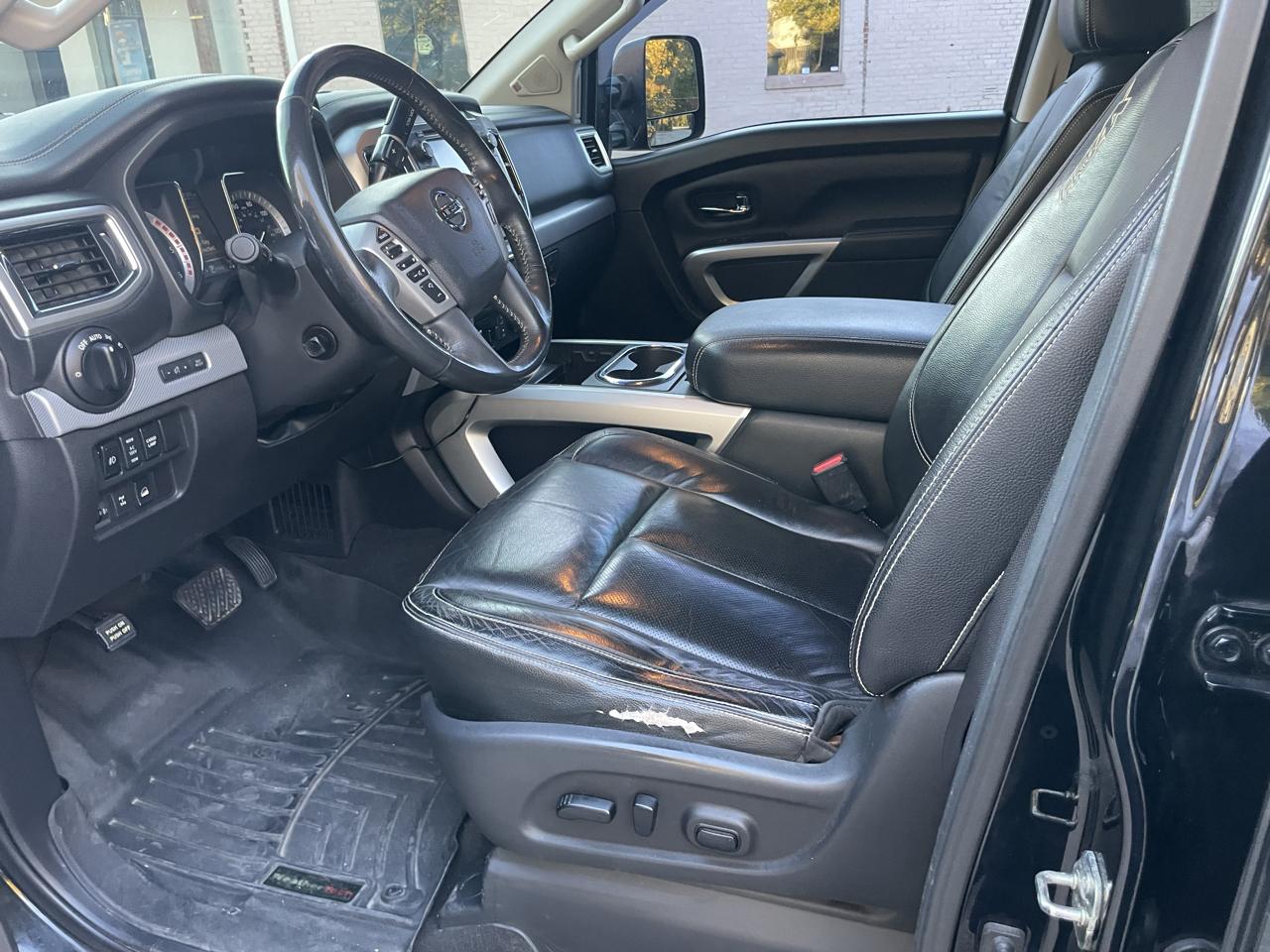 Nissan Titan XD 4WD Crew Cab PRO-4X Diesel 2016