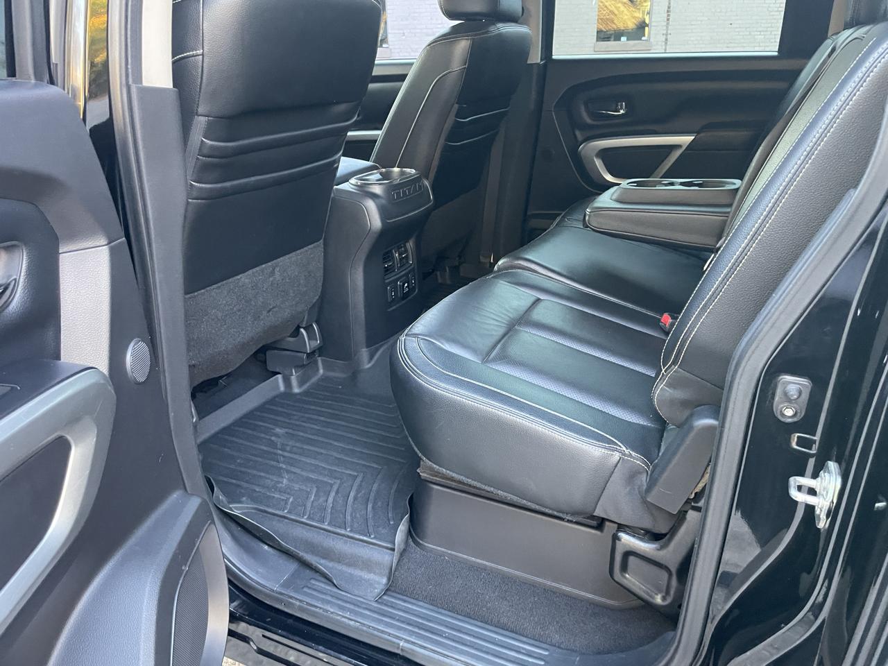 Nissan Titan XD 4WD Crew Cab PRO-4X Diesel 2016