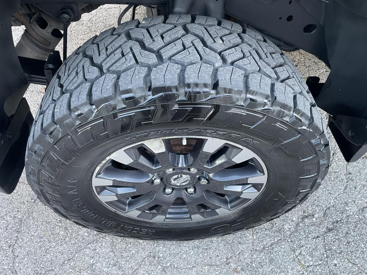 Nissan Titan XD 4WD Crew Cab PRO-4X Diesel 2016