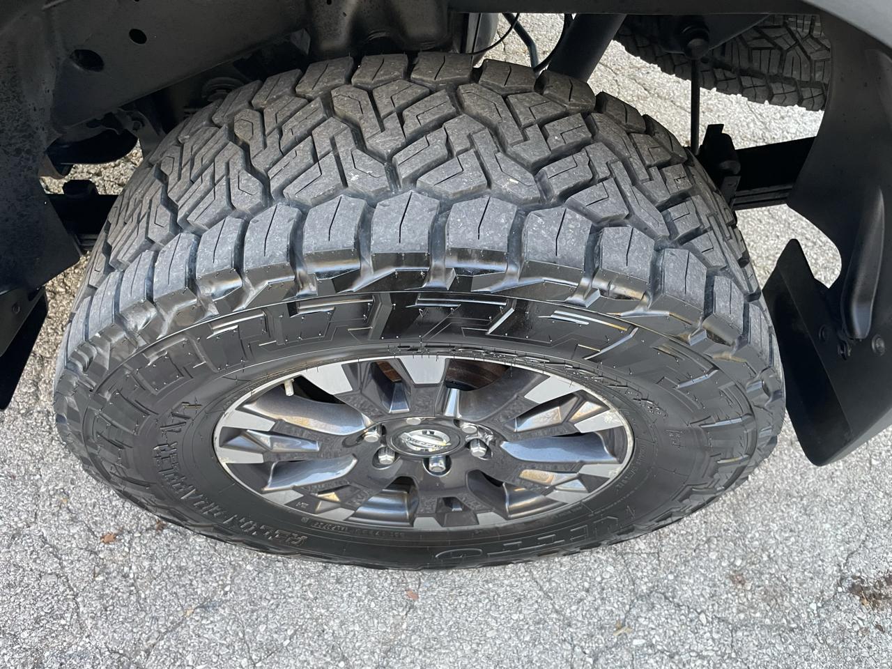 Nissan Titan XD 4WD Crew Cab PRO-4X Diesel 2016