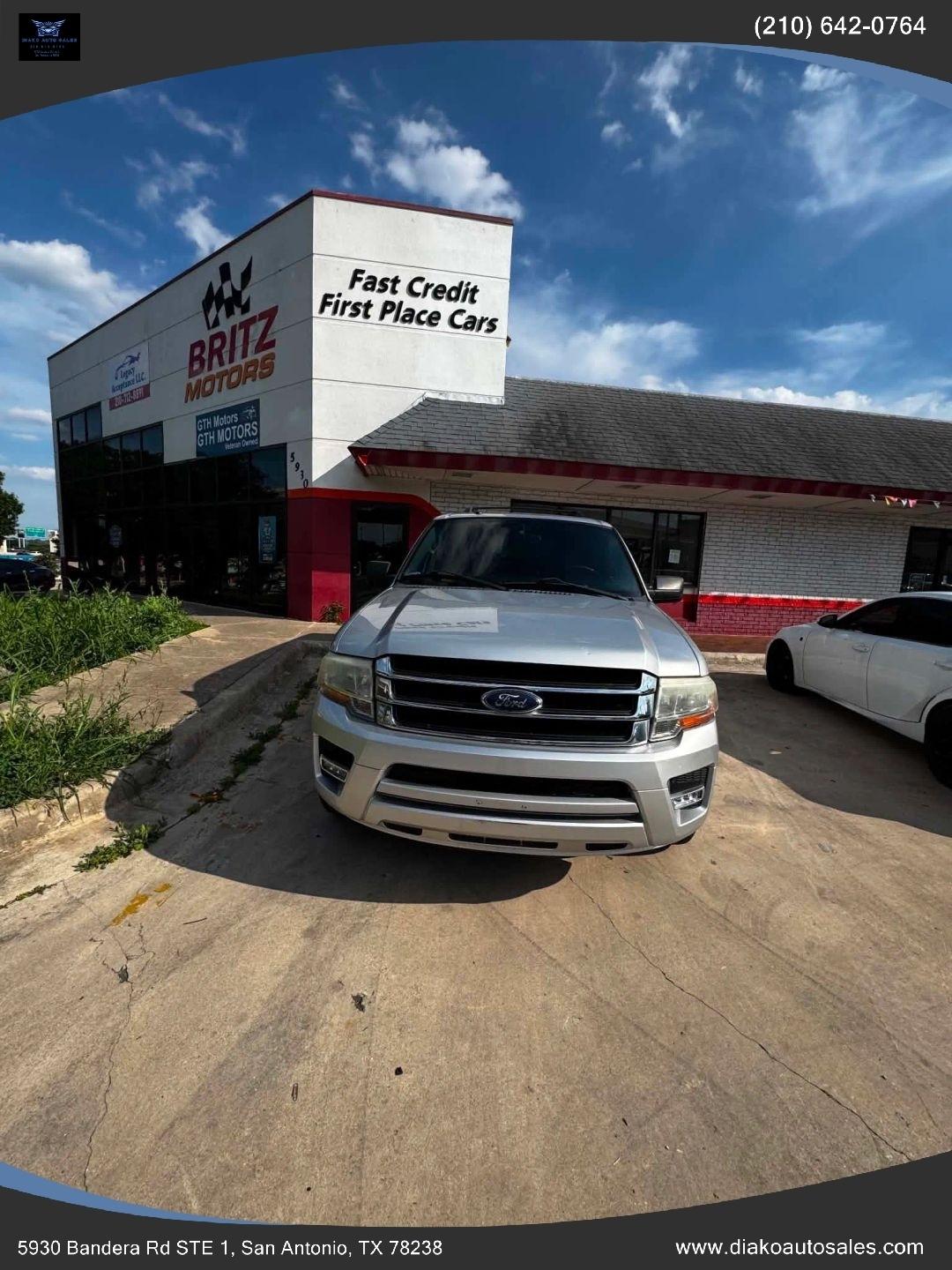 2015 Ford Expedition XLT EL's photo