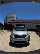 2014 Toyota Sienna 