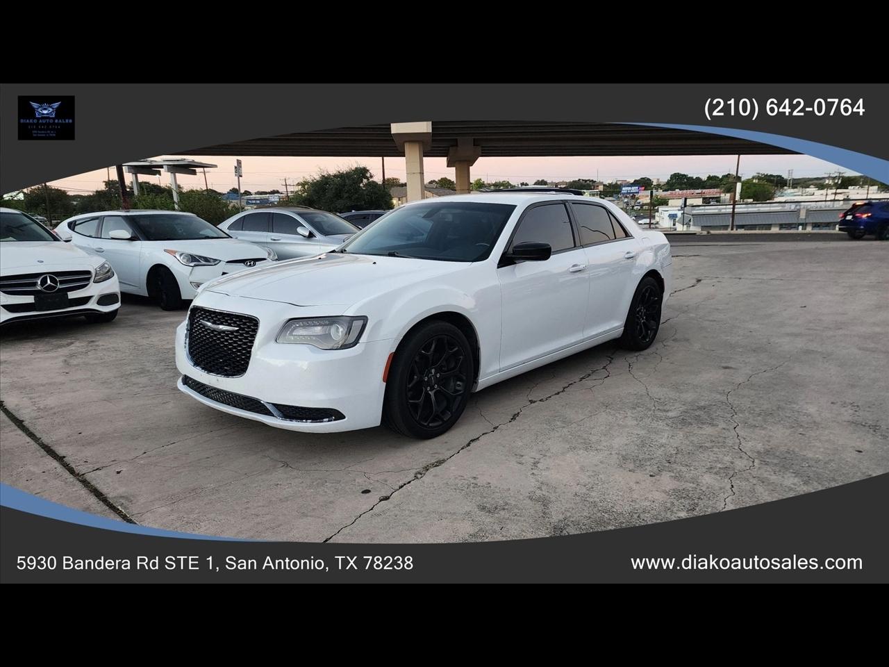 2019 Chrysler 300 Touring
