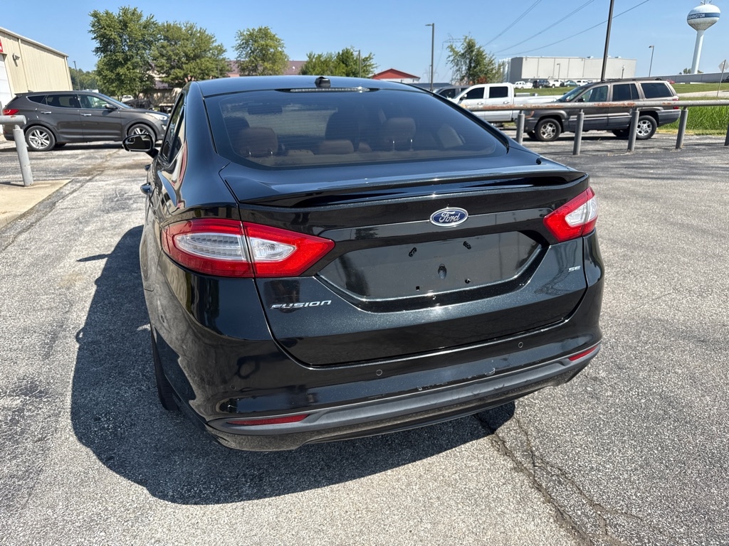 Ford Fusion SE 2013