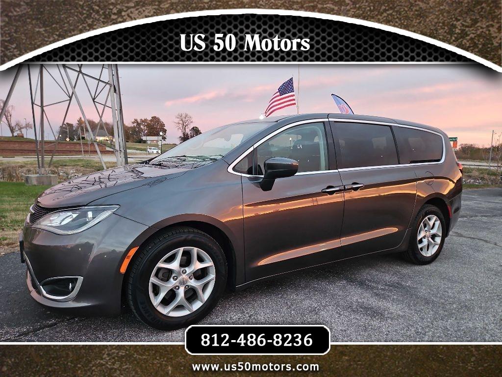 2017 Chrysler Pacifica Touring Plus
