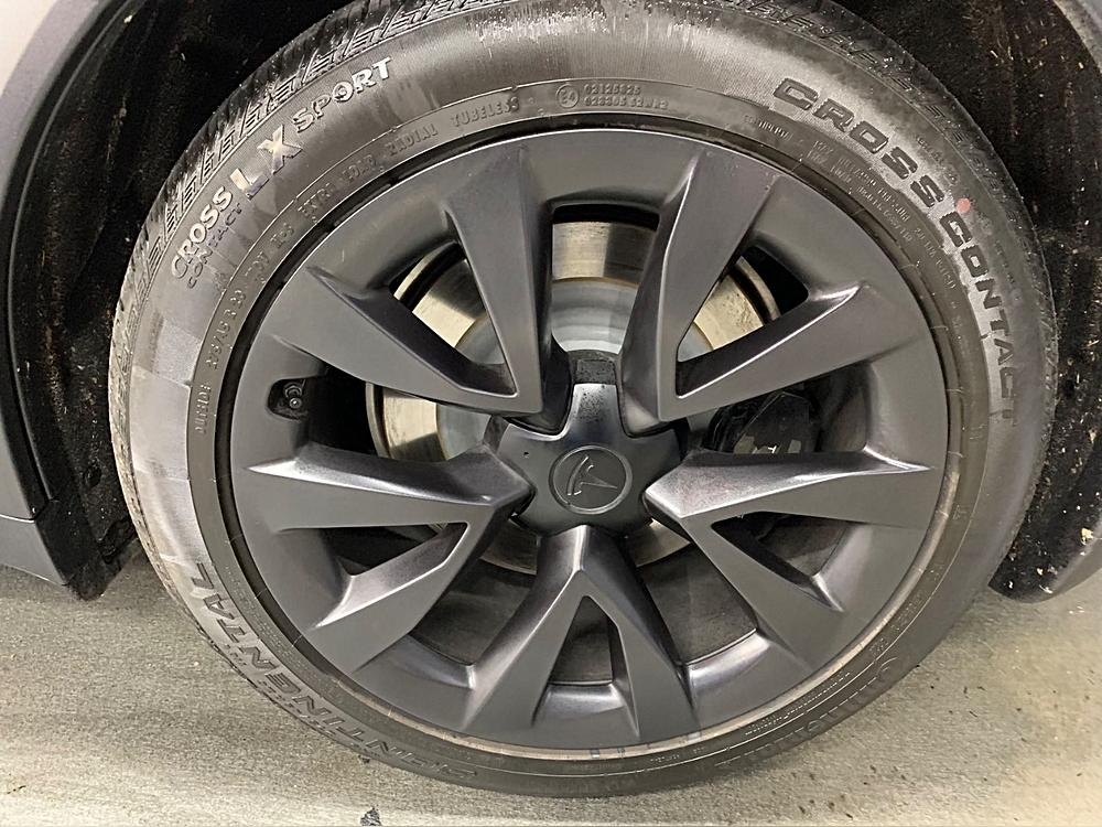 2024 Tesla Model X Plaid photo 15