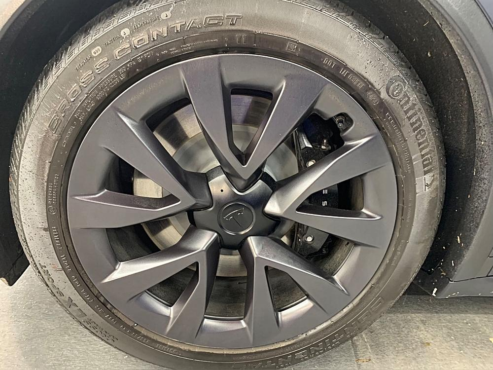 2024 Tesla Model X Plaid photo 16