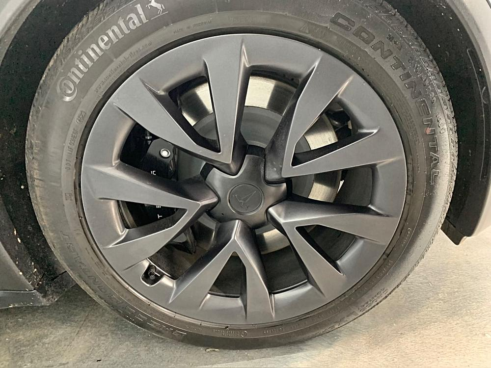 2024 Tesla Model X Plaid photo 17