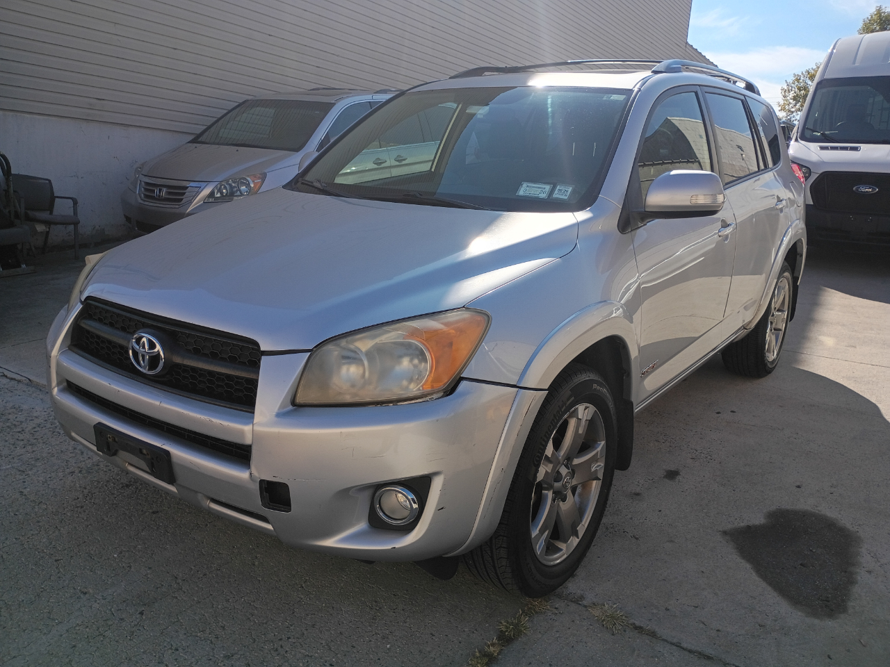 2012 Toyota RAV4 Sport photo 2