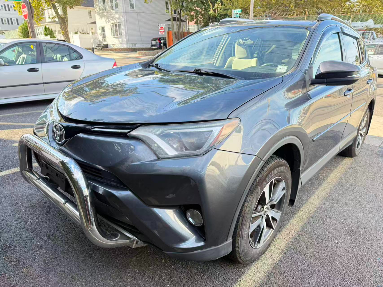 Toyota RAV4 XLE AWD 2016 Toyota RAV4 XLE AWD 2016