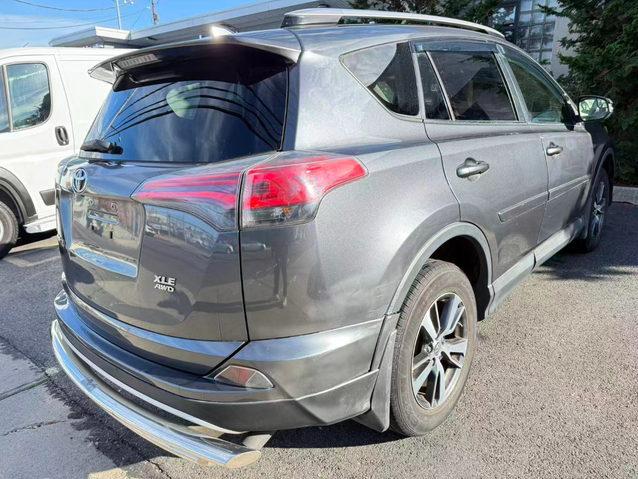 Toyota RAV4 XLE AWD 2016 Toyota RAV4 XLE AWD 2016