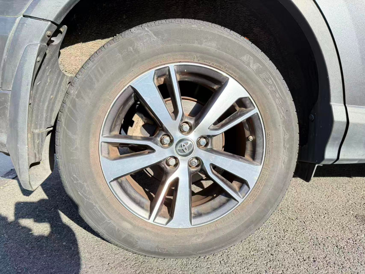 Toyota RAV4 XLE AWD 2016 Toyota RAV4 XLE AWD 2016