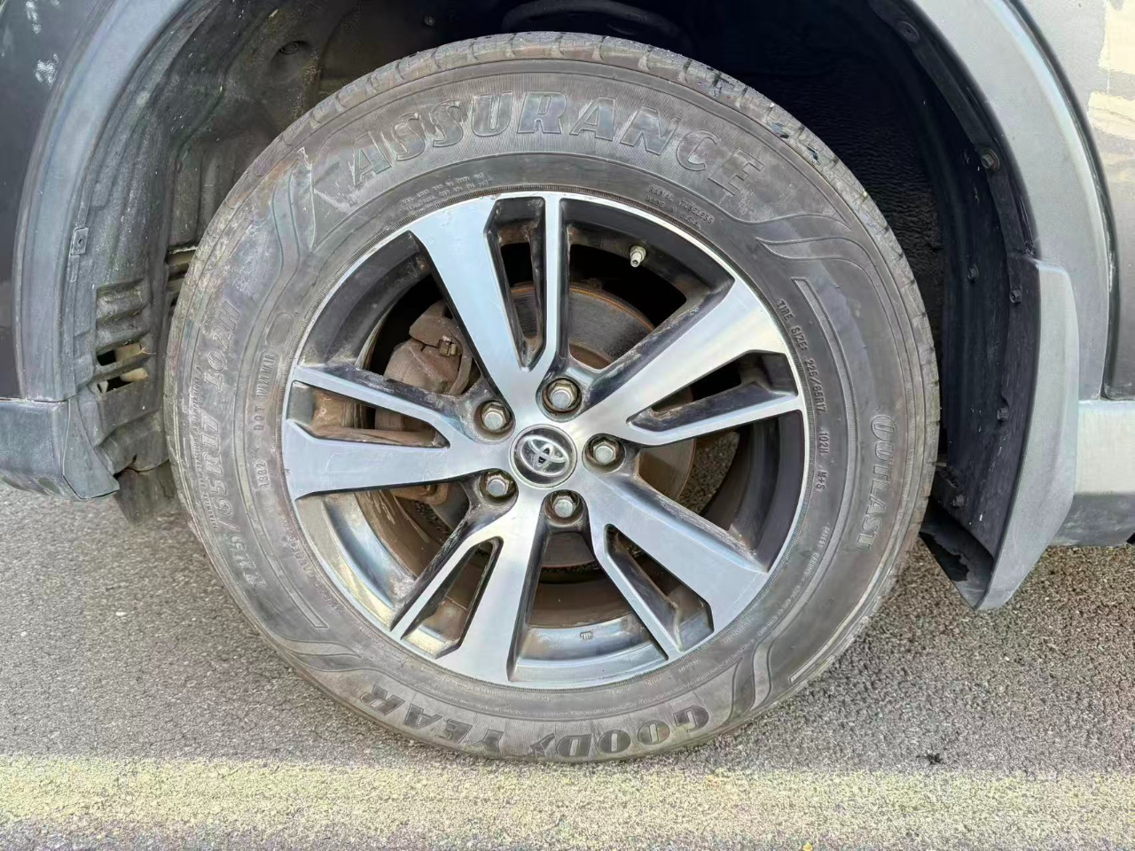 Toyota RAV4 XLE AWD 2016 Toyota RAV4 XLE AWD 2016