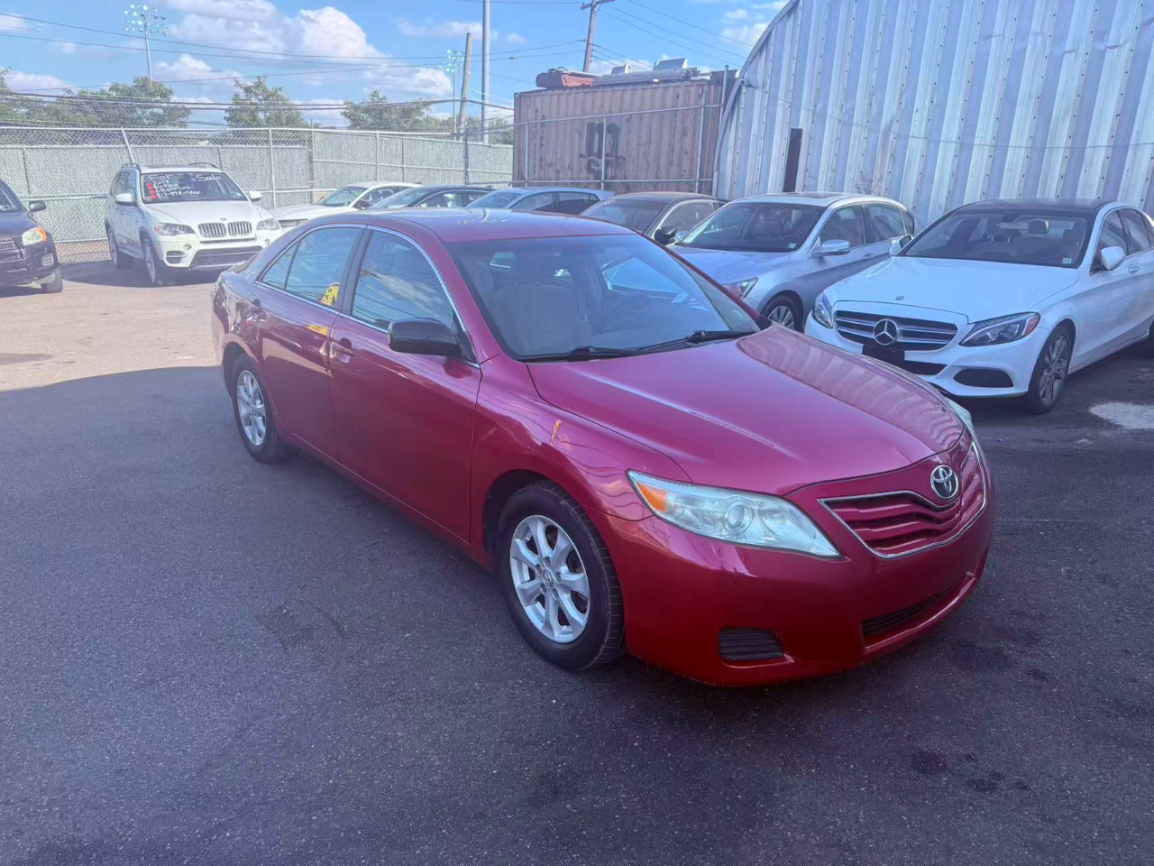 2011 Toyota Camry Base photo 3