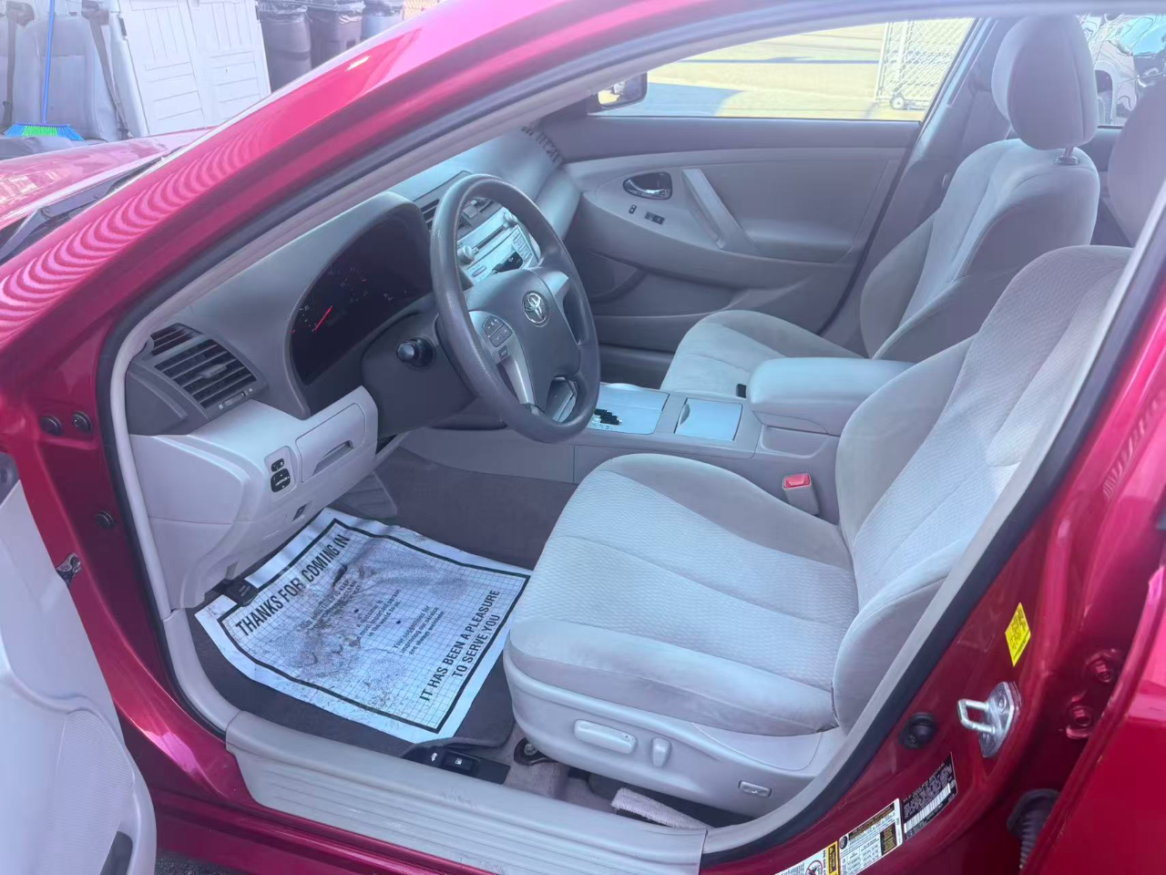 2011 Toyota Camry Base photo 4