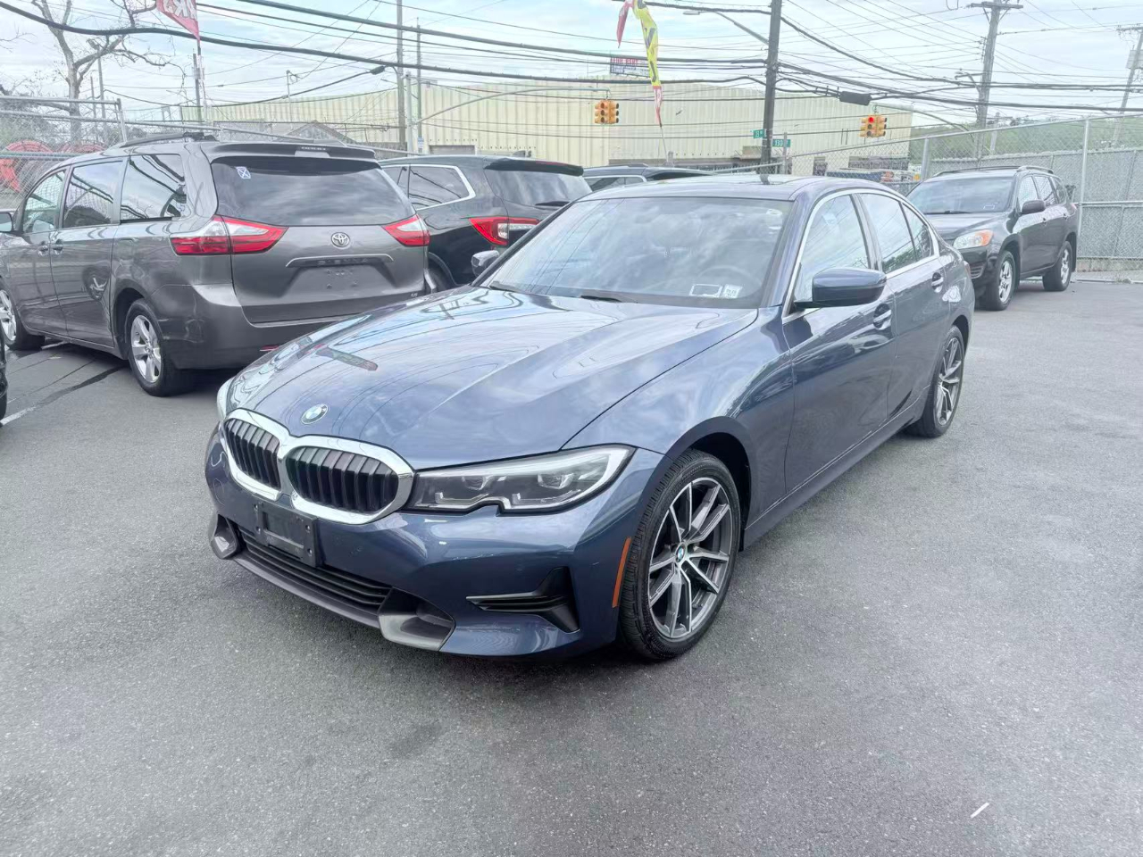 2021 Bmw 330i xDrive photo 2