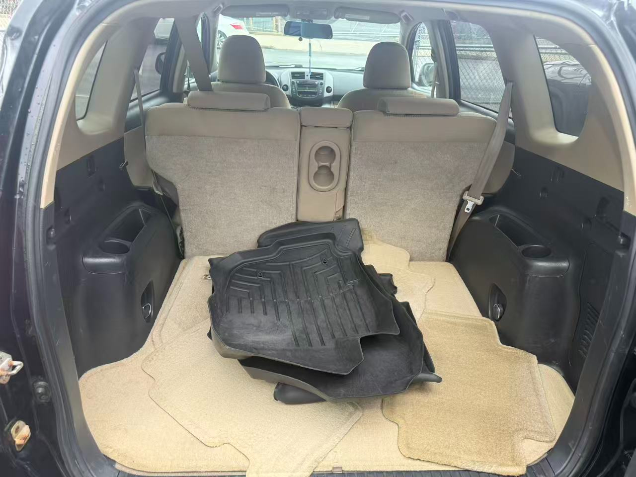 2010 Toyota RAV4 Base photo 17