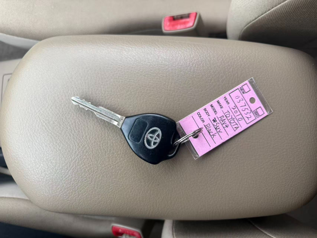 2010 Toyota RAV4 Base photo 27