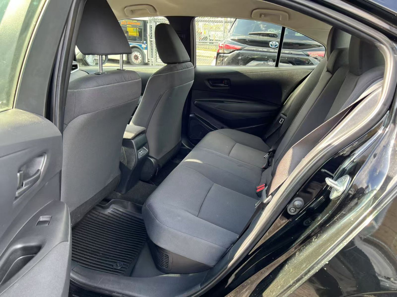 2023 Toyota Corolla SE XLE photo 7
