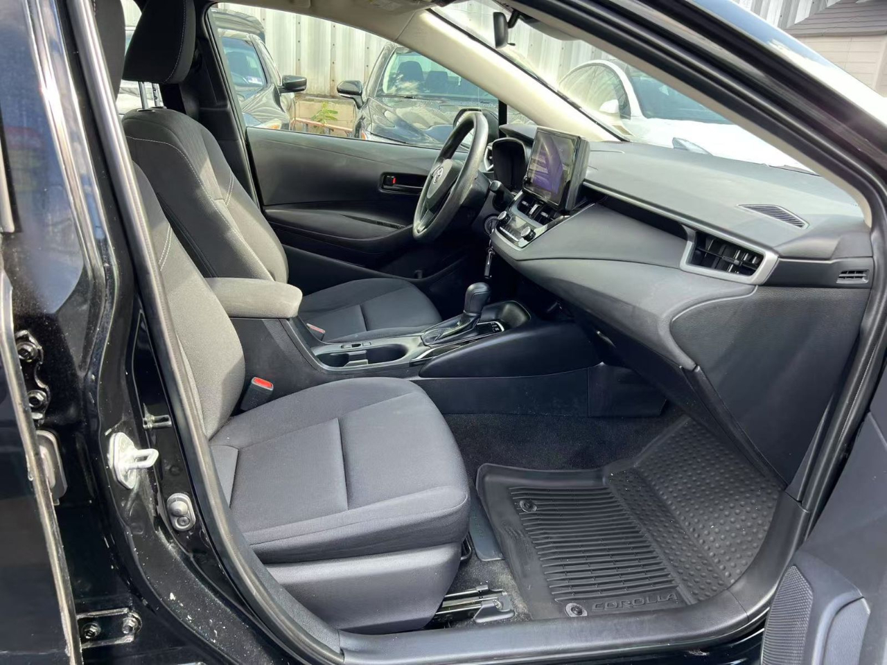 2023 Toyota Corolla SE XLE photo 9