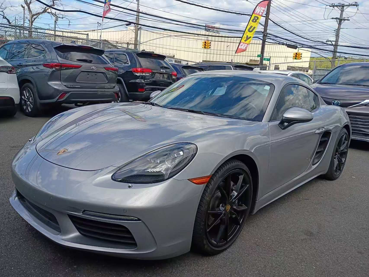2018 Porsche Cayman photo 2