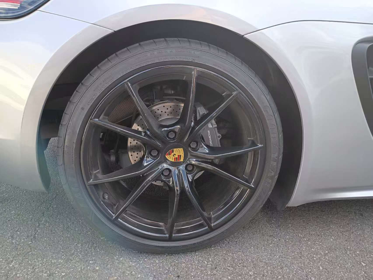 2018 Porsche Cayman photo 21