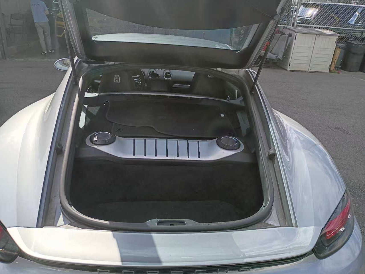 2018 Porsche Cayman photo 24