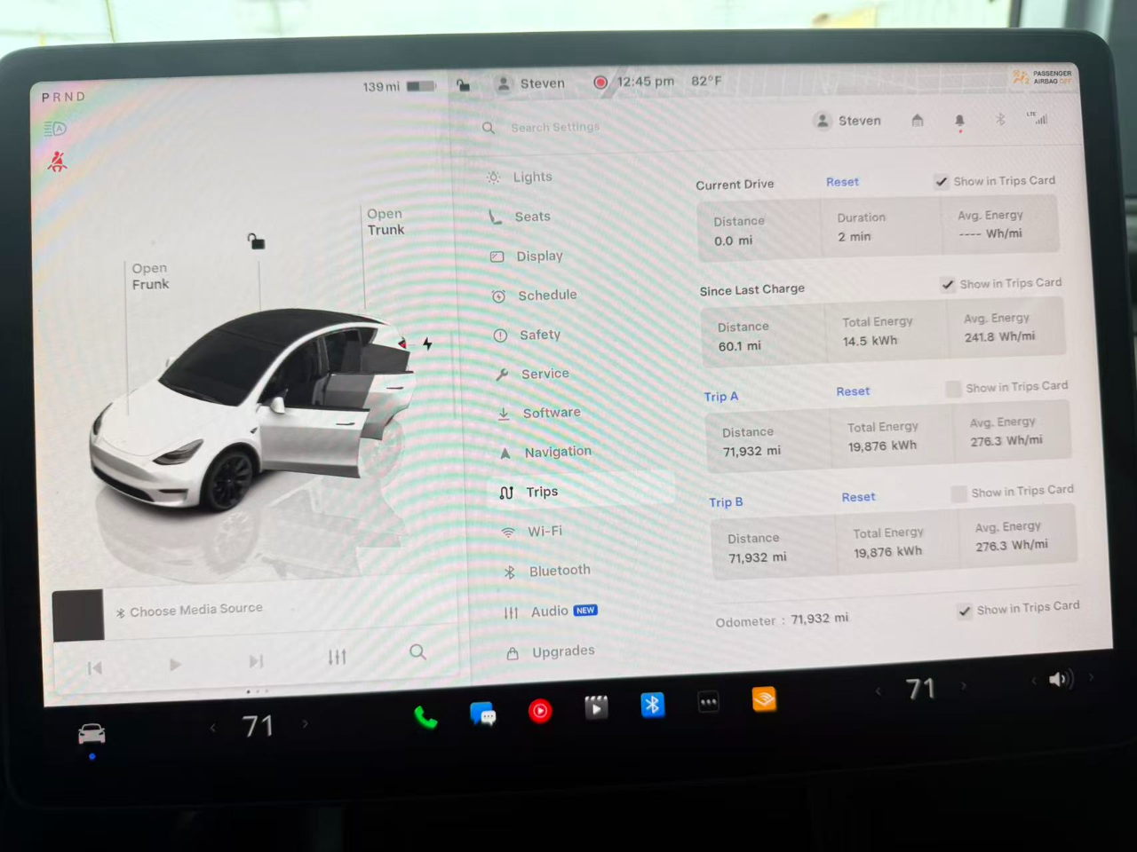 2022 Tesla Model Y Long Range photo 7