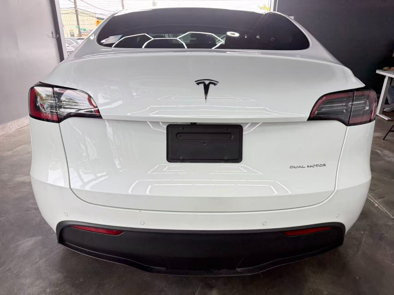 2022 Tesla Model Y Long Range photo 13