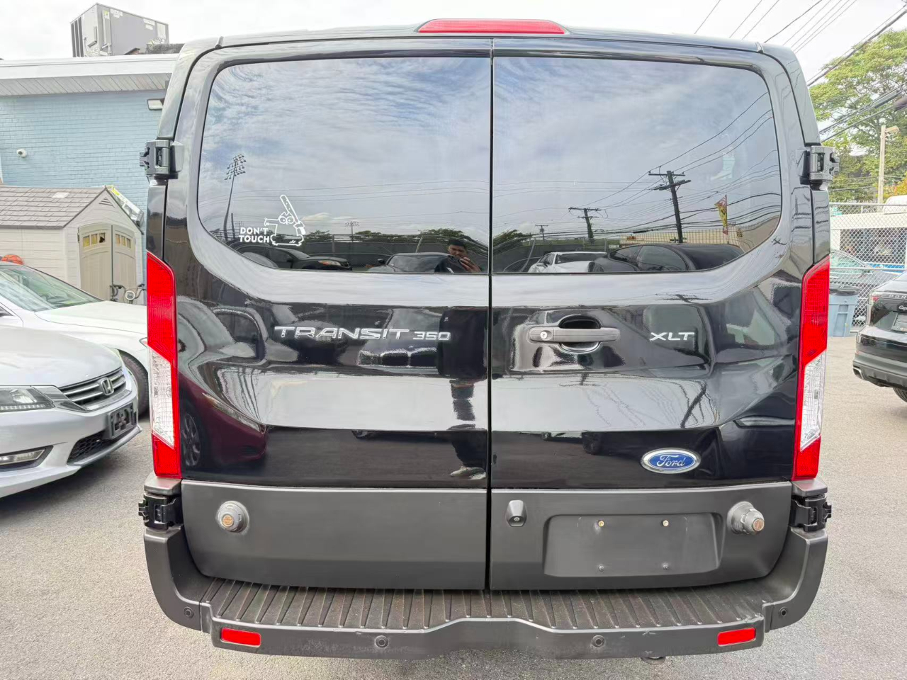 2019 Ford Transit XLT photo 13