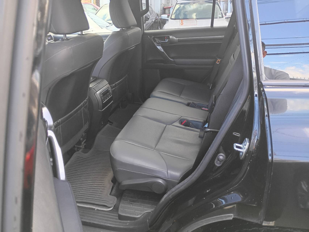 2022 Lexus GX 460 Base photo 11