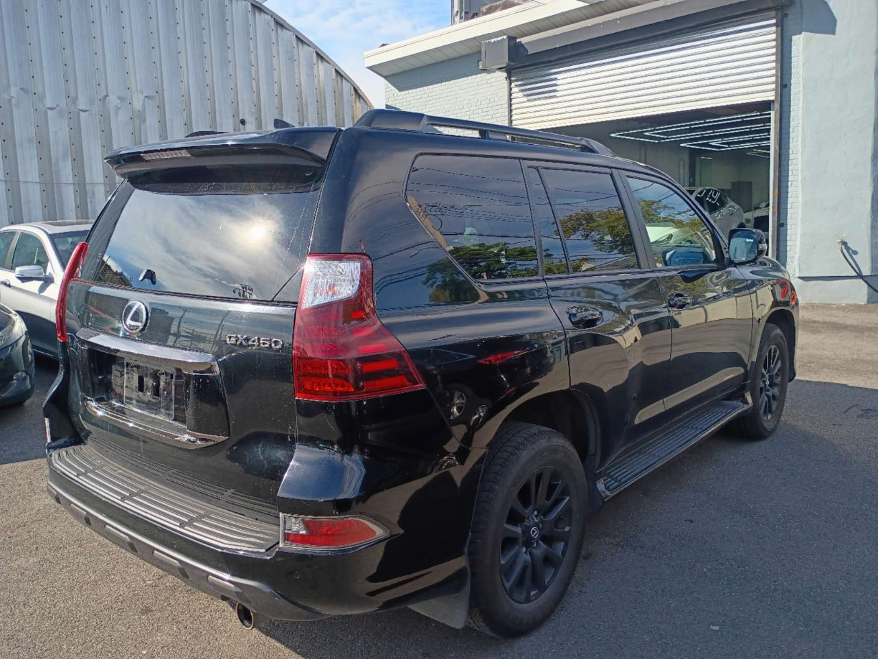 2022 Lexus GX 460 Base photo 13