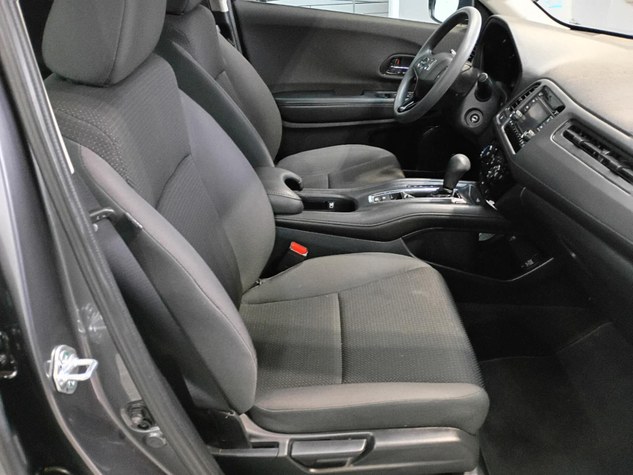 2022 Honda HR-V LX photo 4