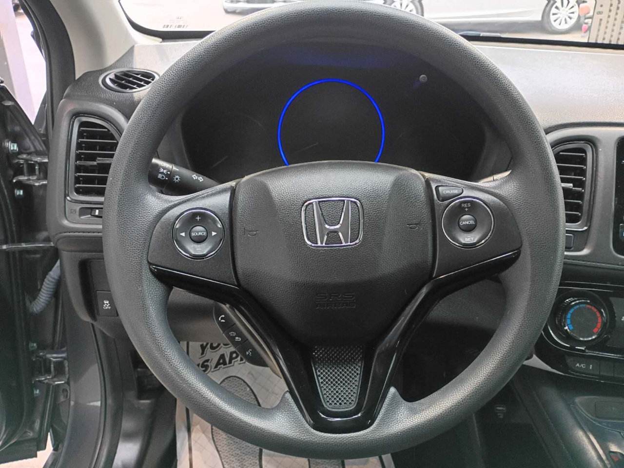 2022 Honda HR-V LX photo 6