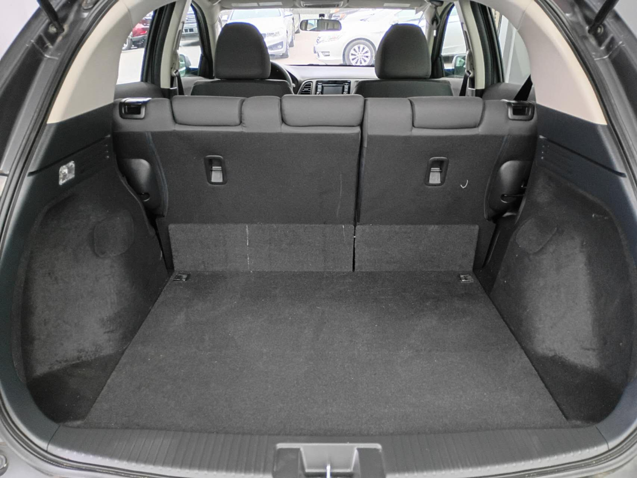 2022 Honda HR-V LX photo 16