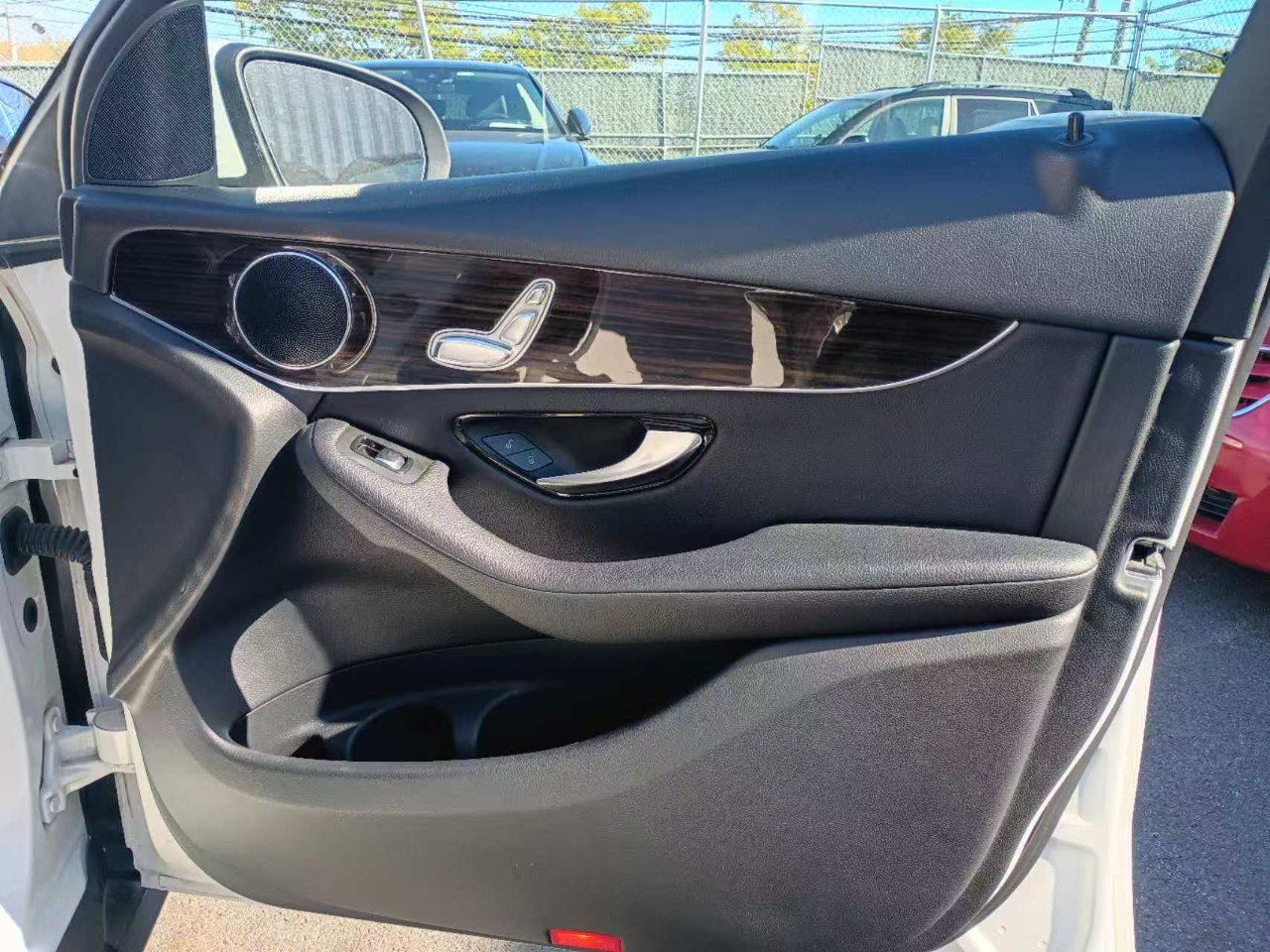 Mercedes-Benz GLC-Class GLC300 2018 Mercedes-Benz GLC-Class GLC300 2018