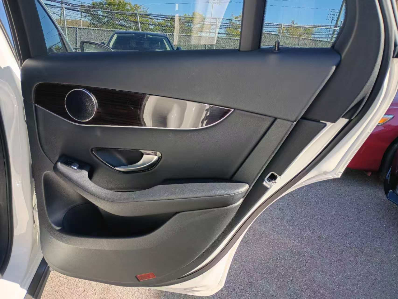 Mercedes-Benz GLC-Class GLC300 2018 Mercedes-Benz GLC-Class GLC300 2018
