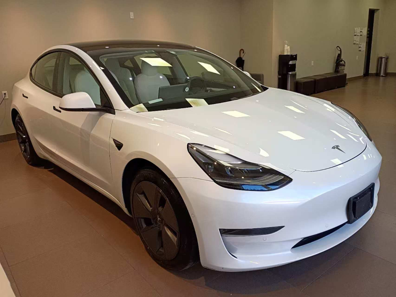 Tesla Model 3 Standard Range Plus 2021 Tesla Model 3 Standard Range Plus 2021