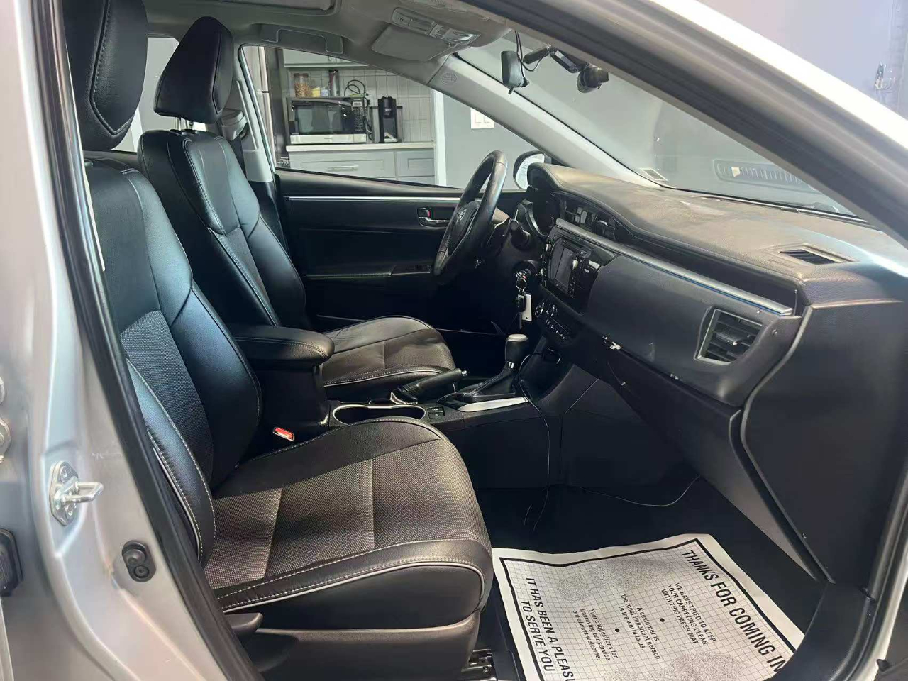 Toyota Corolla S Premium CVT 2015 Toyota Corolla S Premium CVT 2015