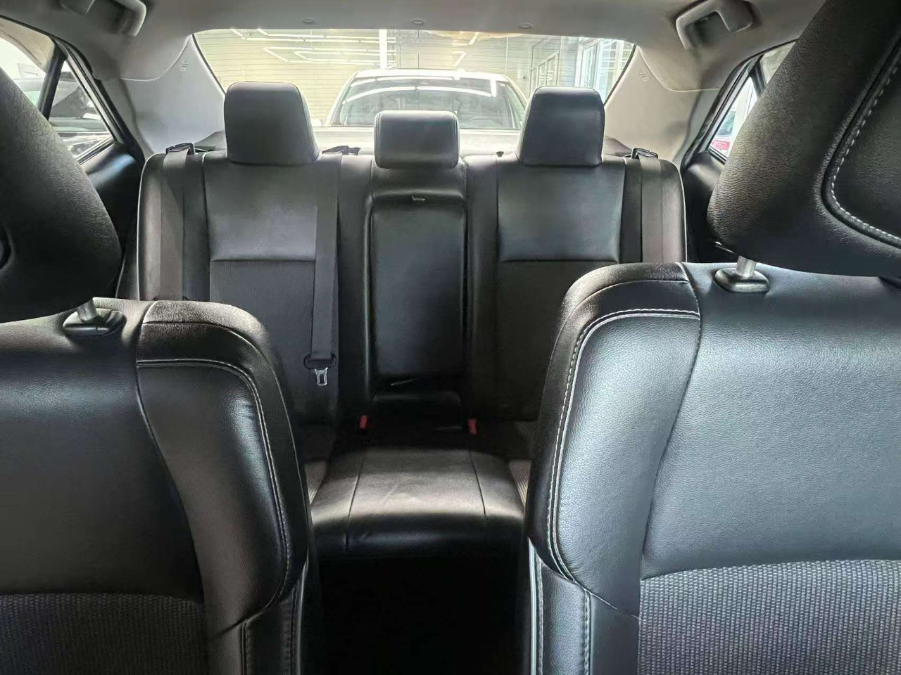 Toyota Corolla S Premium CVT 2015 Toyota Corolla S Premium CVT 2015